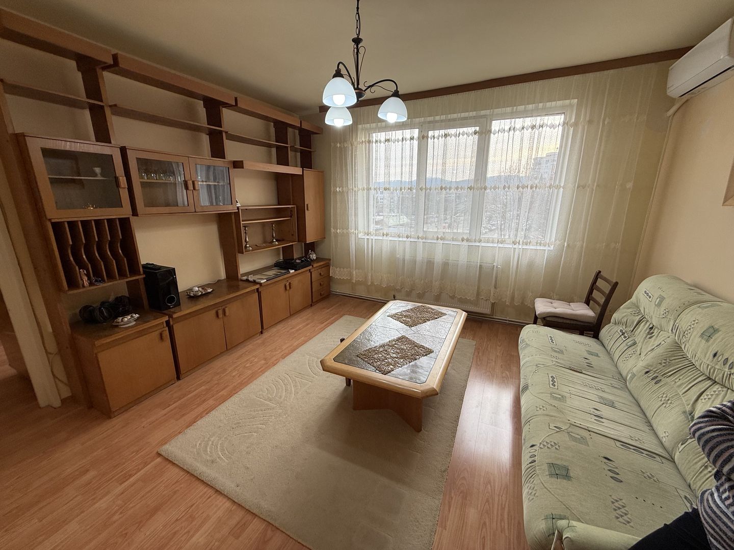 Apartament 3 camere 60 mp etaj 2 - Campina ,langa OMV - Poză 4