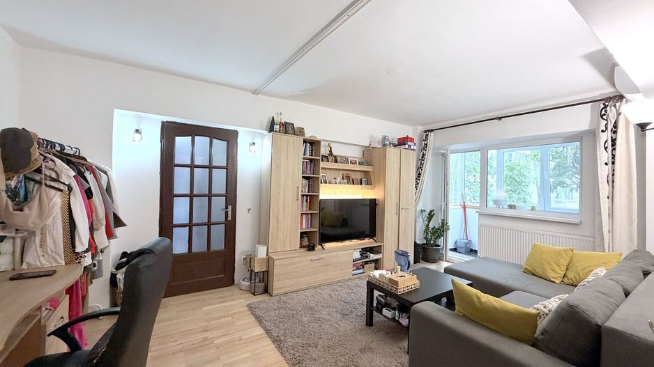 2 camere | etaj 1 | vedere spate | centrala proprie | Stefan cel Mare - Poză 1