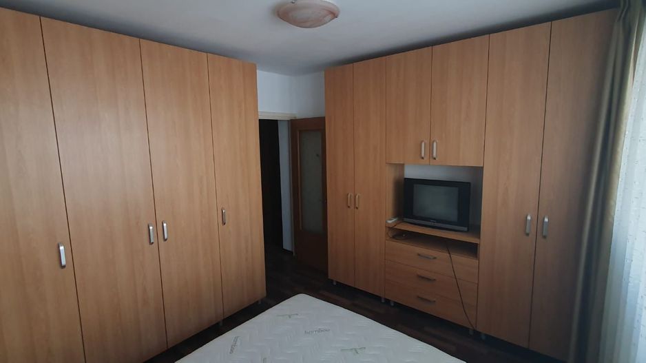 3 cam decomandat, pet friendly, renovat, etaj 2, Costin Georgian - Poză 2