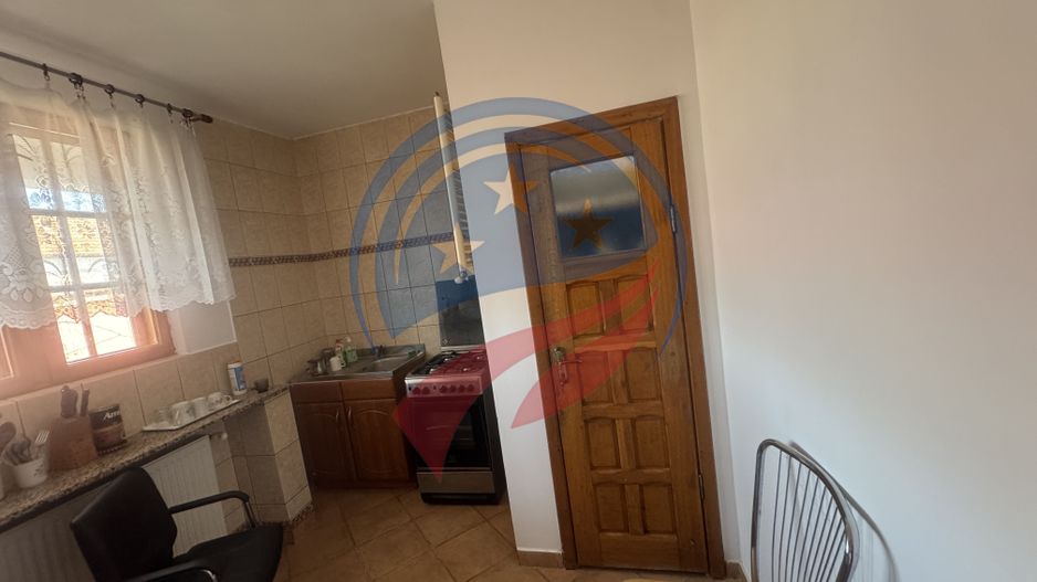 Proprietate deosebita in Filiasi - Poză 7