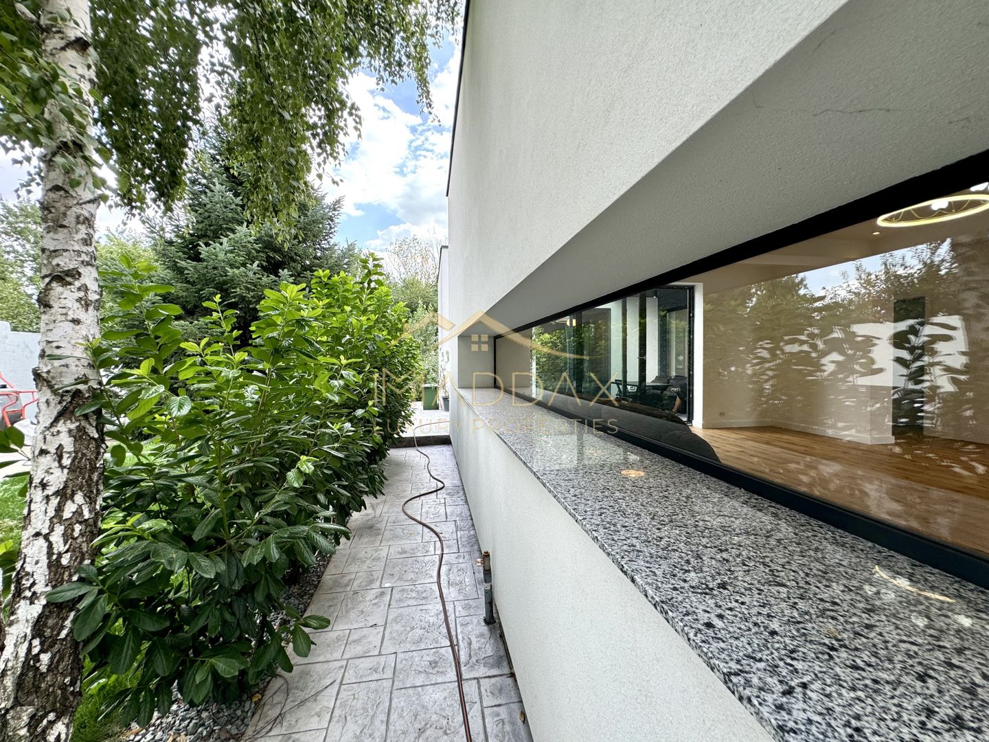 Vila cu 5 camere // * 565 mp gradina* // Tunari - Poză 88
