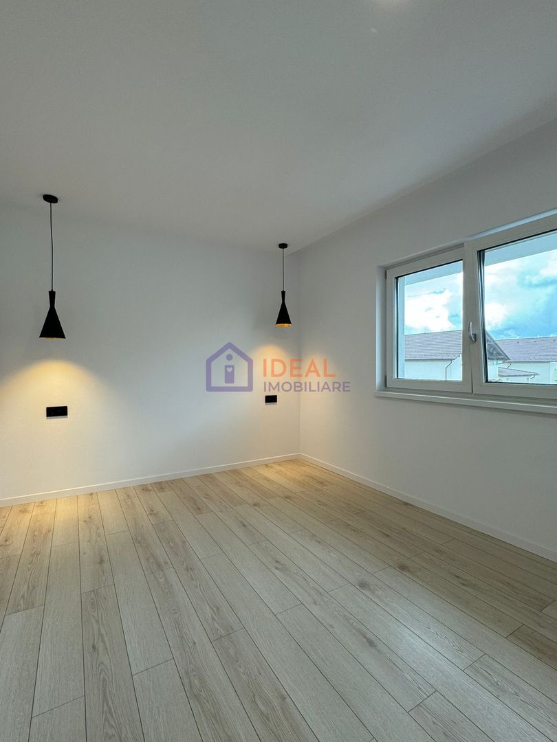 Casa cu 4 camere si 470 de mp de curte, in Cartierul Arhitectilor - Poză 14