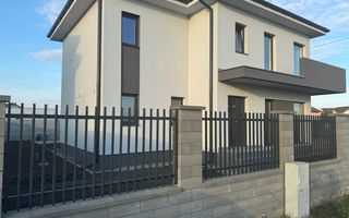 Sacalaz individuala P+E,Terasa,balcon,2 bai,5 camere,2 F.s - Poză 3