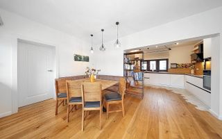 Proprietate Deosebita - Poză 25