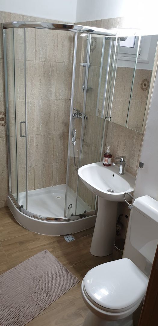 Apartament 3 camere de inchiriat Brasov - Poză 15