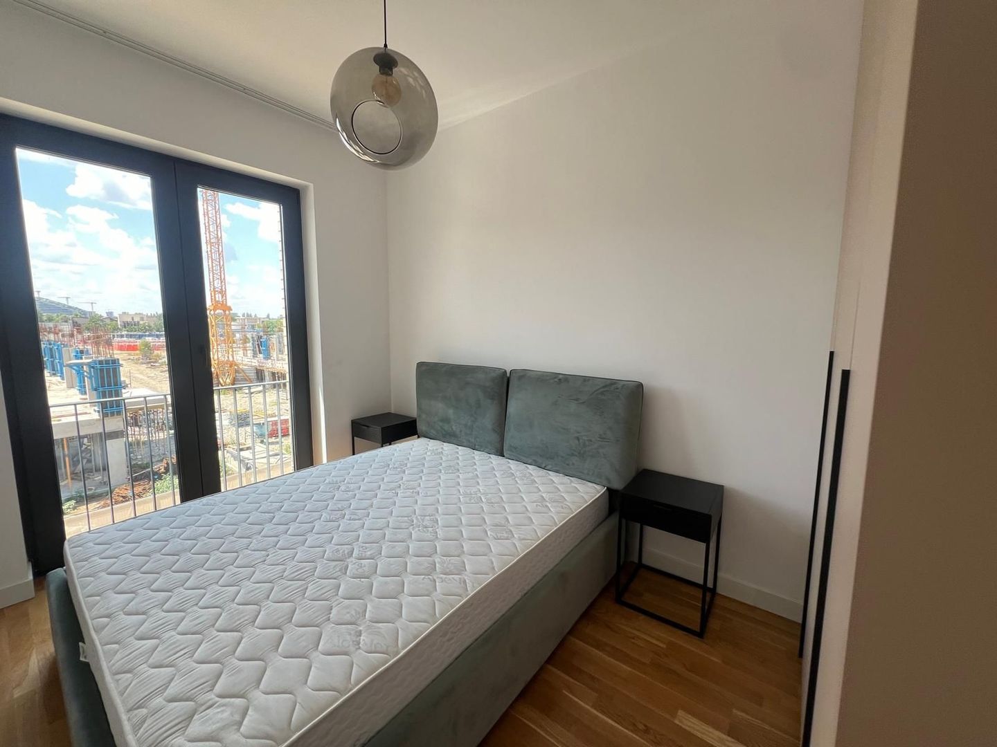 Vanzare apartament 3 camere | mobilat si utilat | 2 locuri parcare - Poză 6