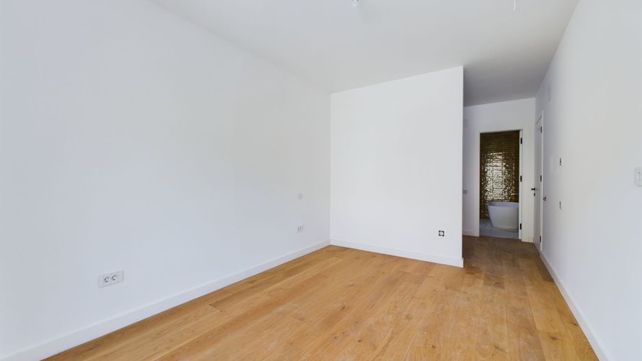 Apartament 3 camere nou la 2 min  de Cambridge School of Bucharest - Poză 11