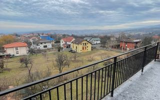 Apartament de închiriat cu 3 camere și parcare exterioară! - Poză 12