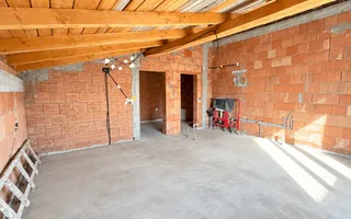 Casa cu 5 camere la rosu, nou construita, Sagu/ sau schimb cu apartament - Poză 12