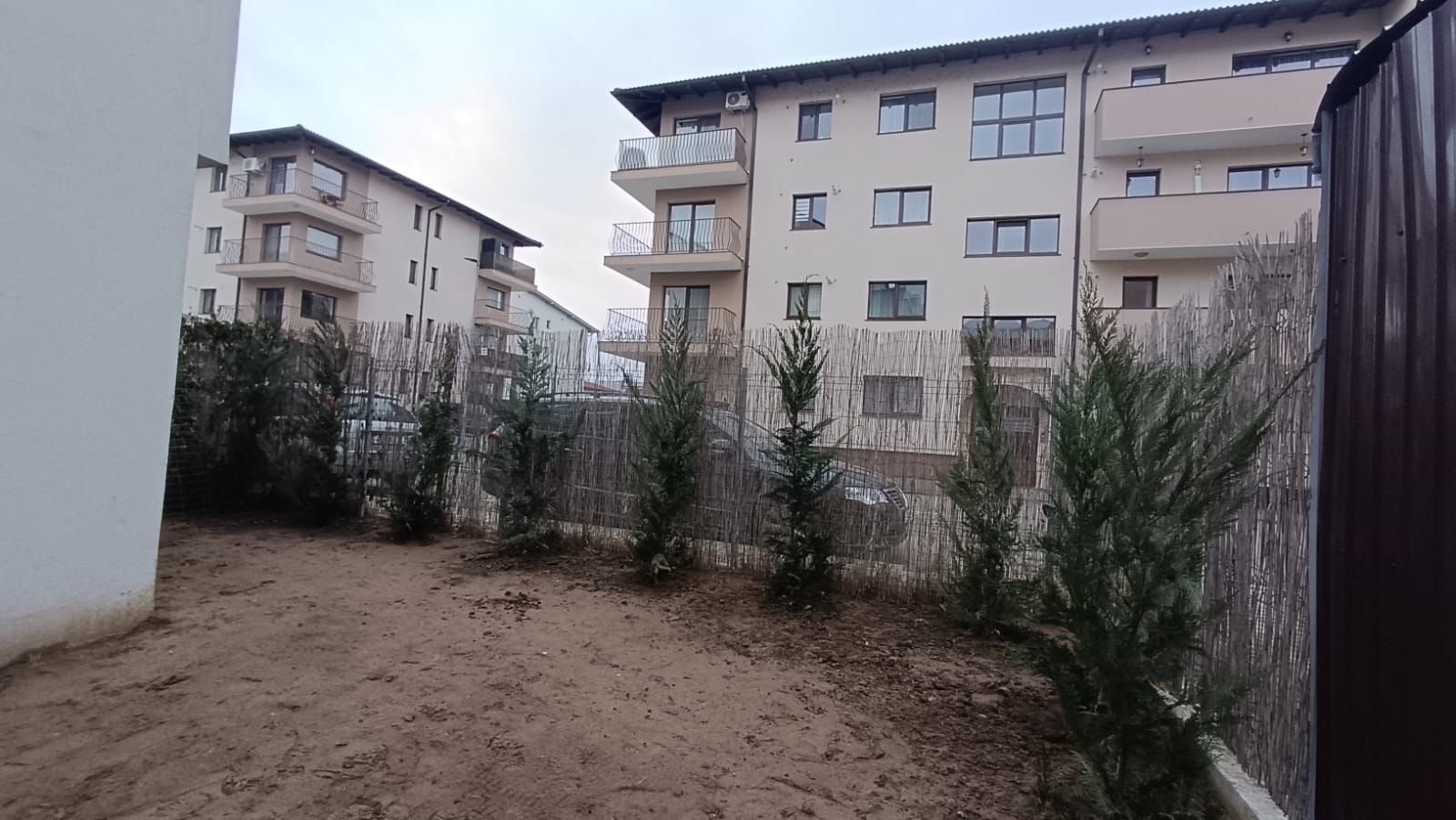 Apartament cu 3 Camere | 50MP + 45MP Curte proprie | Floresti | Strada Catanelor - Poză 8