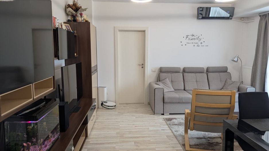 Vând apartament 3 camere, mobilat și utilat cu loc de parcare inclusă - Poză 3