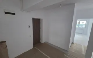 Apartament 3 camere cu curte proprie, aproape de metrou Berceni - Poză 12