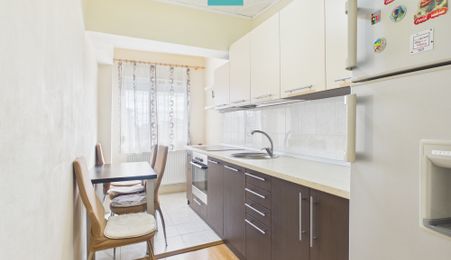 Garsoniera mobilata, Piata Rogerius, 34 mp