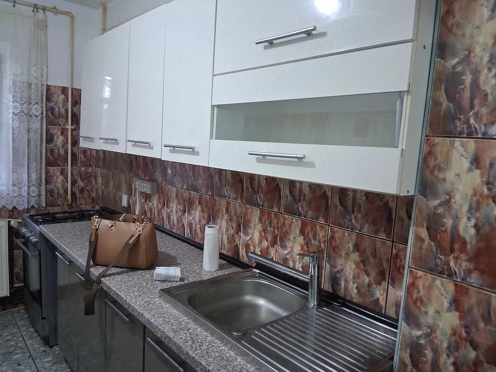 Apartament 3 camere-Decomandat -Zona Lipovei-Parter - Poză 1