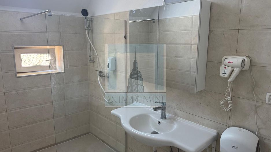 Apartament 3 camere de închiriat/ Centrul Istoric - Poză 20