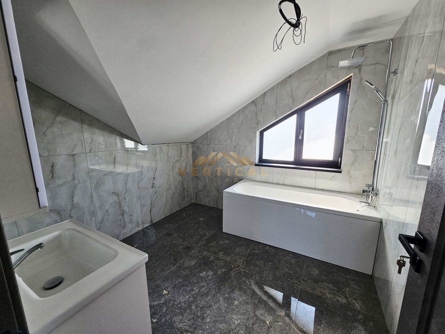 Casa 4 camere in comuna Berceni - Poză 17