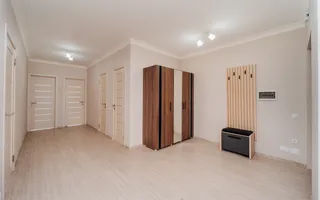 De vinzare Apartament 2 camere si balcon + living cu logie - Poză 19