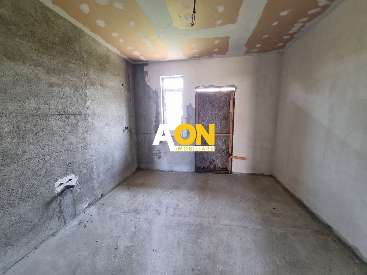 De vanzare casa semifinisata 3 camere, 608mp teren, Recea - Poză 8