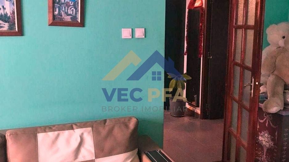 Apartament de 3 camere , Parcare inclusa - Poză 6