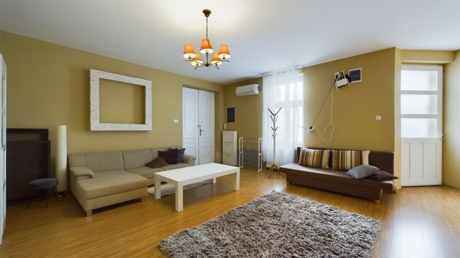 Apartament cu 3 camere Ultracentral - Poză 3