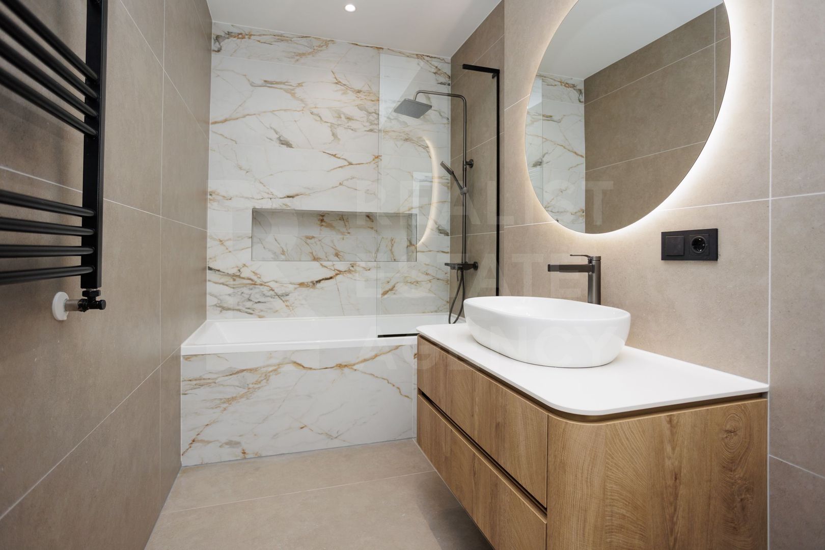 Vânzare, apartament, 2 camere, str. Calea Ieșilor, Sculeni - Poză 22