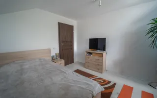 Vila individuala P+M ~ 4 camere 2 bai ~ 363mp teren - Poză 19