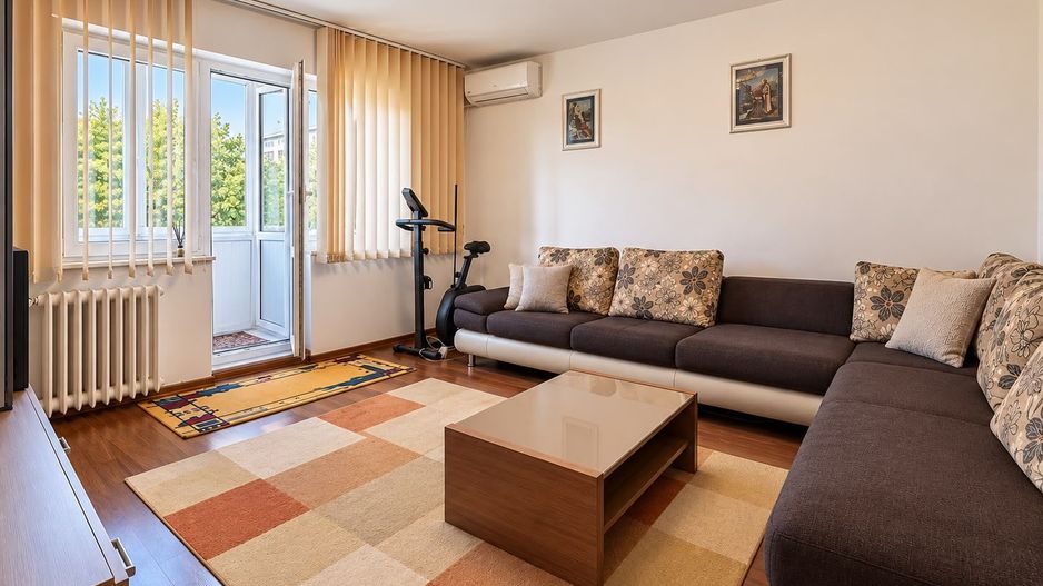 Apartament de vanzare in Oradea, strada Sovata, cu priveliste spre mal - Poză 3