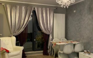 AP. 2 CAMERE- DAMAROAIA, PARCARE INCLUSA, CENTRALA, BLOC NOU, MODERN - Poză 1