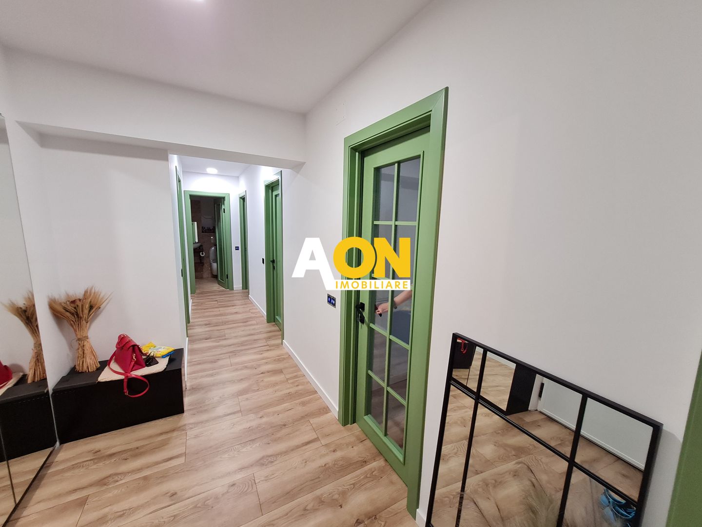 Apartament 3 Camere, Ultracentral, Decomandat, 67,5 mp, Zona Cetate - Poză 9