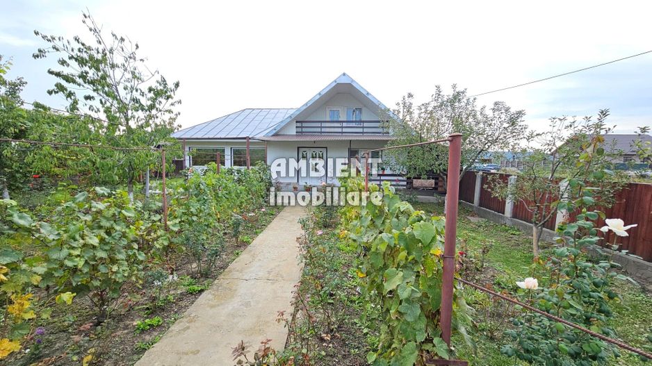 CASA individuală,  teren 2.500 mp, zona Muntenii de Jos; - Poză 3