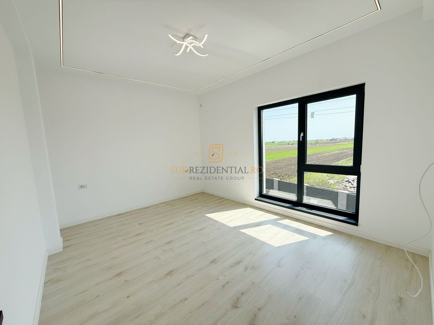 Vila individuala de vanzare, curte spatioasa, 4 camere, Berceni, Ilfov - Poză 15