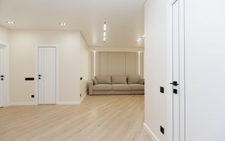 Vânzare apartament 2 camere,strada Alba Iulia, Buiucani. - Poză 2