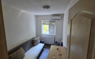 Apartament 3 camere Sagului etaj 2 cu centrala - Poză 3