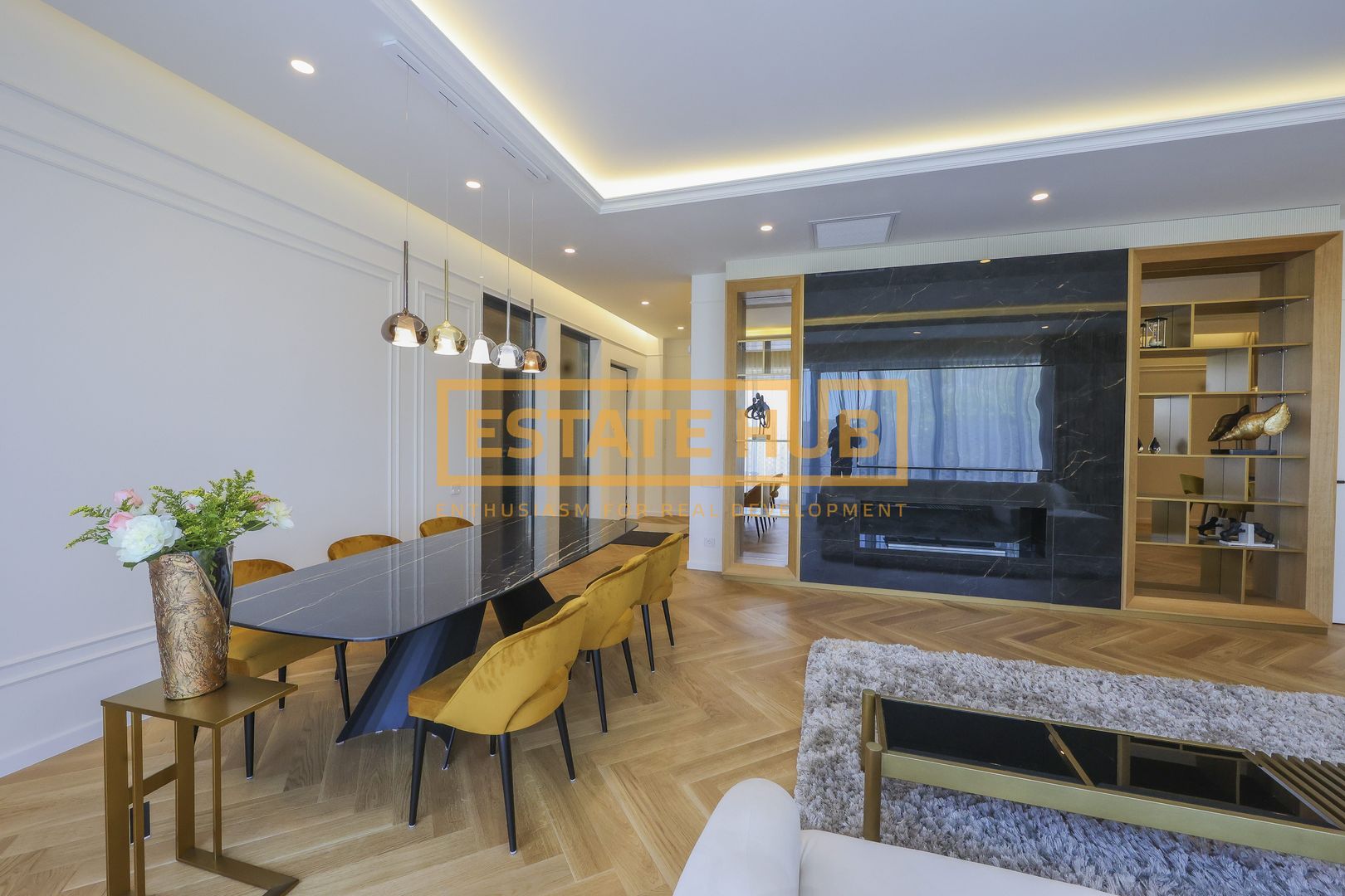 Vila in ansamblu exclusivist cu finisaje si dotări premium - Poză 4