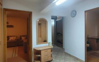 Apartament cu 3 camere decomandat zona Nufarul - Poză 7
