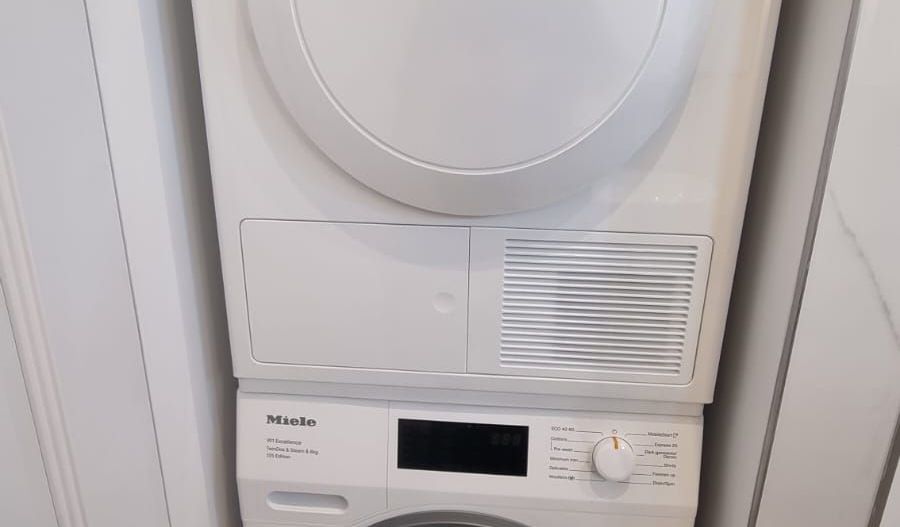 Locație Rară! 3 Camere High-End cu Vedere Spre Parcul Copiilor - Poză 17