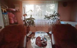 Ag EUROPA vinde apt. cu 3 camere la etajul 4 in Micro 16. - Poză 1