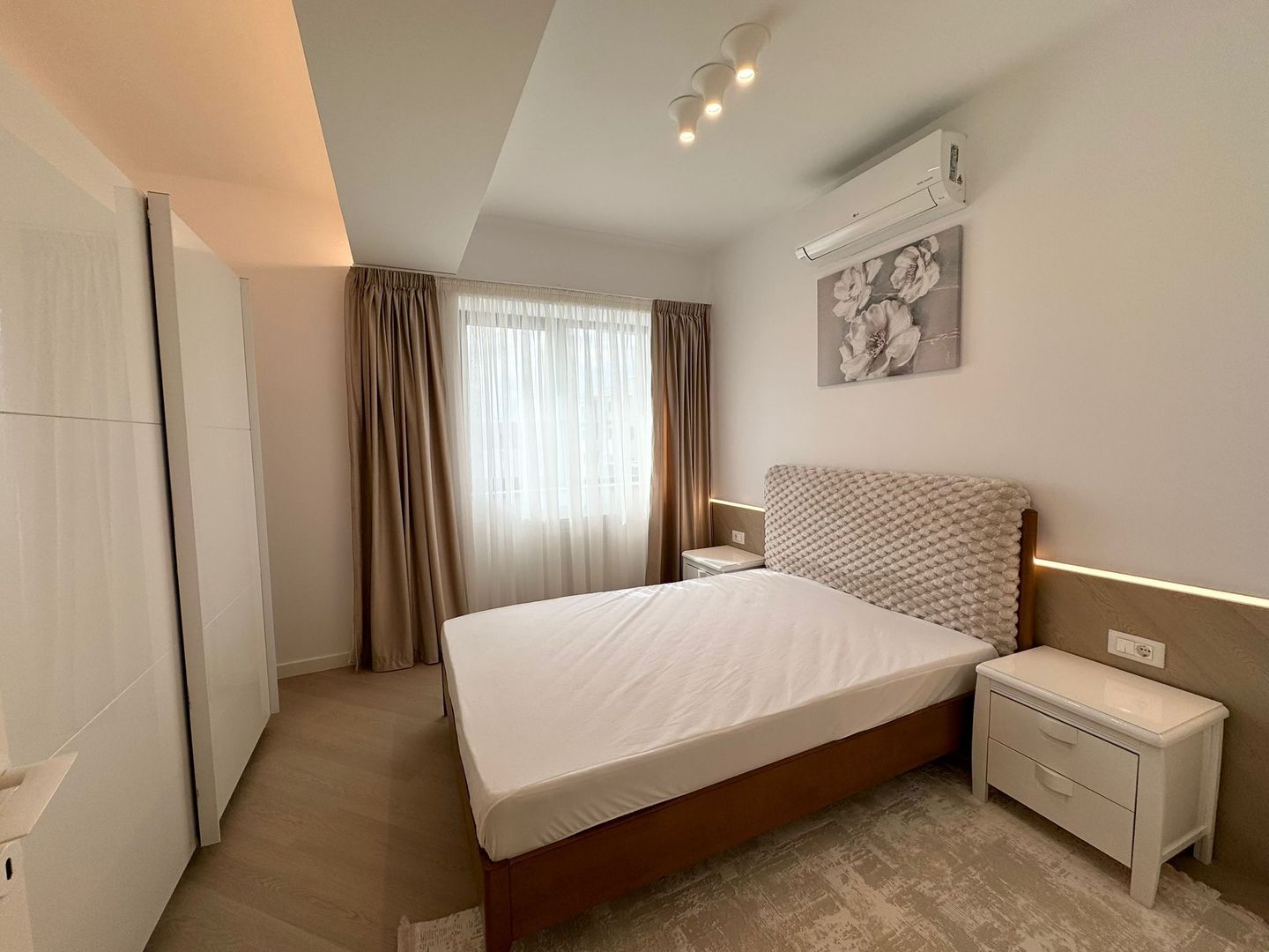 Apartament 3 camere I Cortina North I Parcare - Poză 3