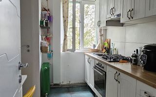 Apartament modern cu 3 camere, zona Hotel Royal ! - Poză 8