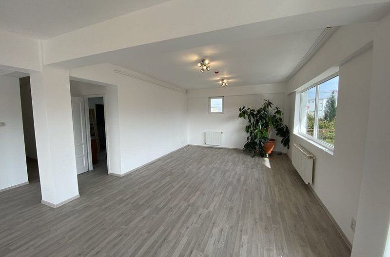 Casa P+2+M de inchiriat in zona Blumana - Brasov - Poză 8