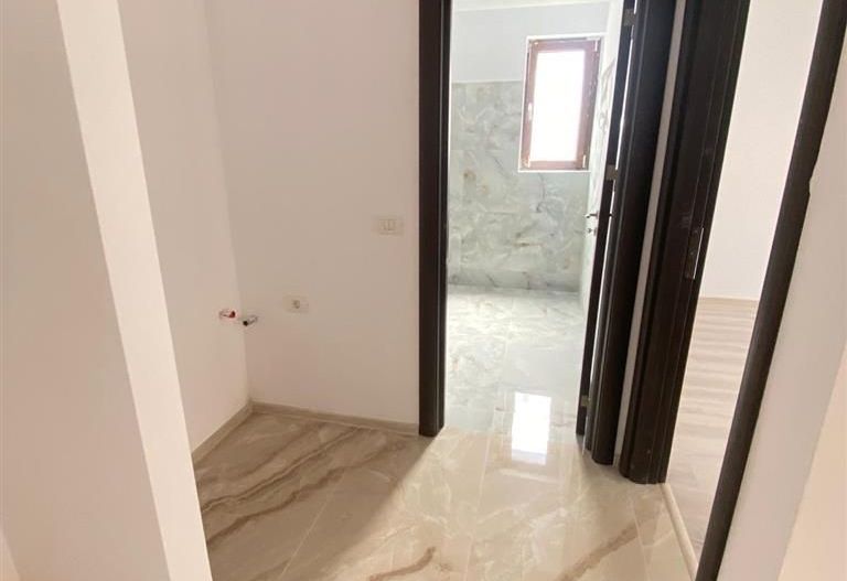 Apartament 2 camere bloc nou open space loc de parcare parter - Poză 6