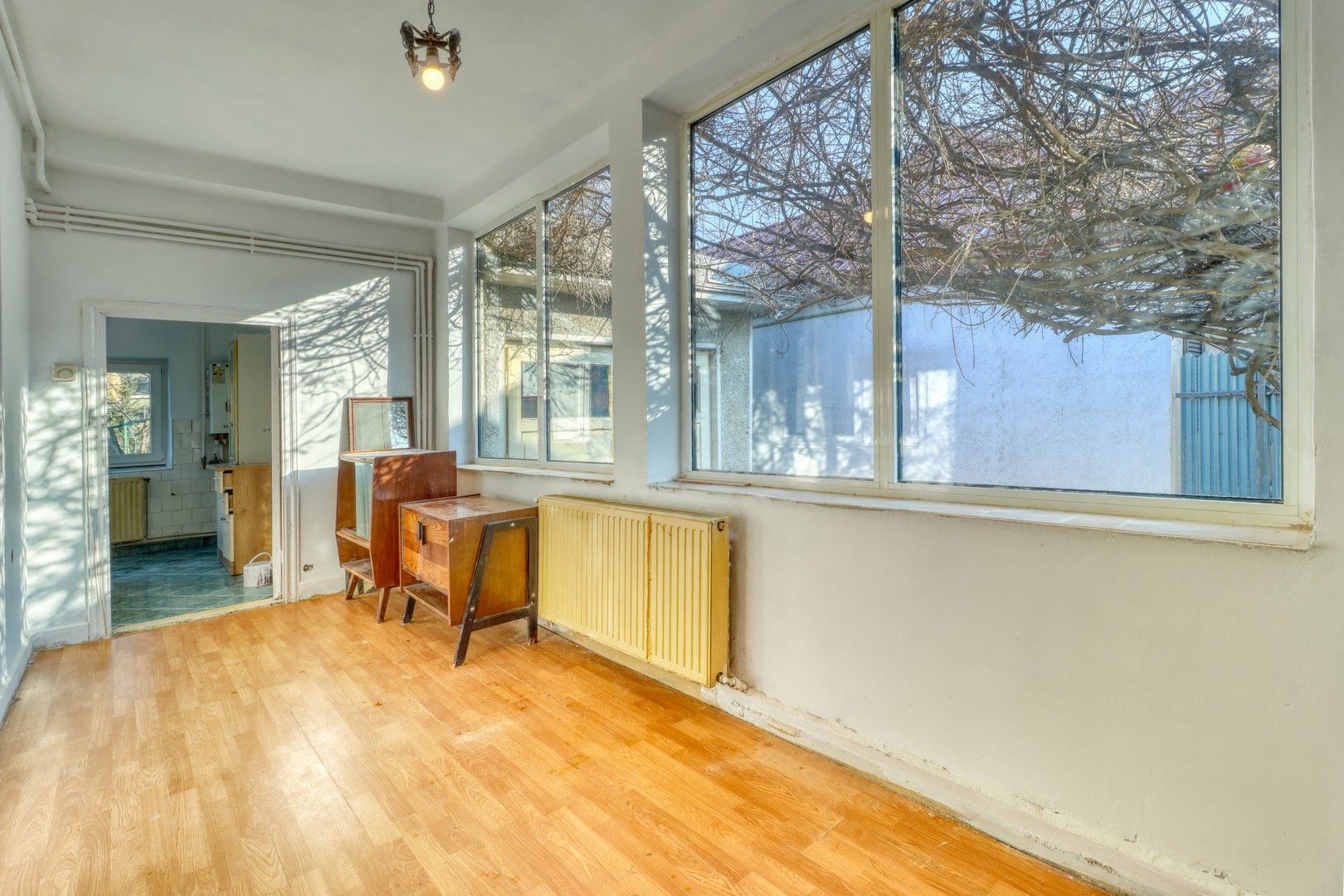 Centru- Casă boierească individuală- 5 camere si  451 mp teren - Poză 24