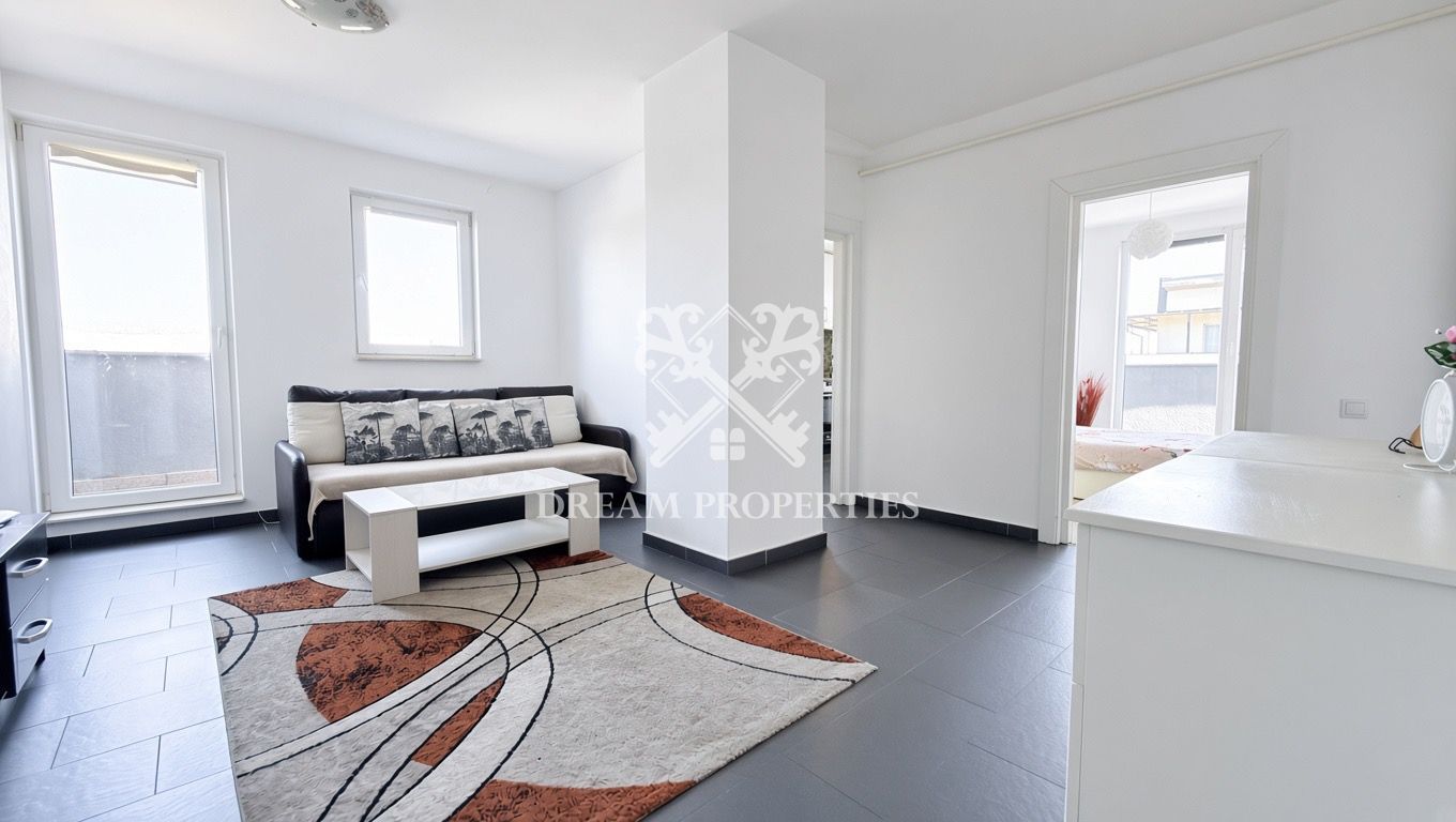 Apartament semidecomandat cu 3 camere, balcon, parcare, zona VIVO - Poză 8