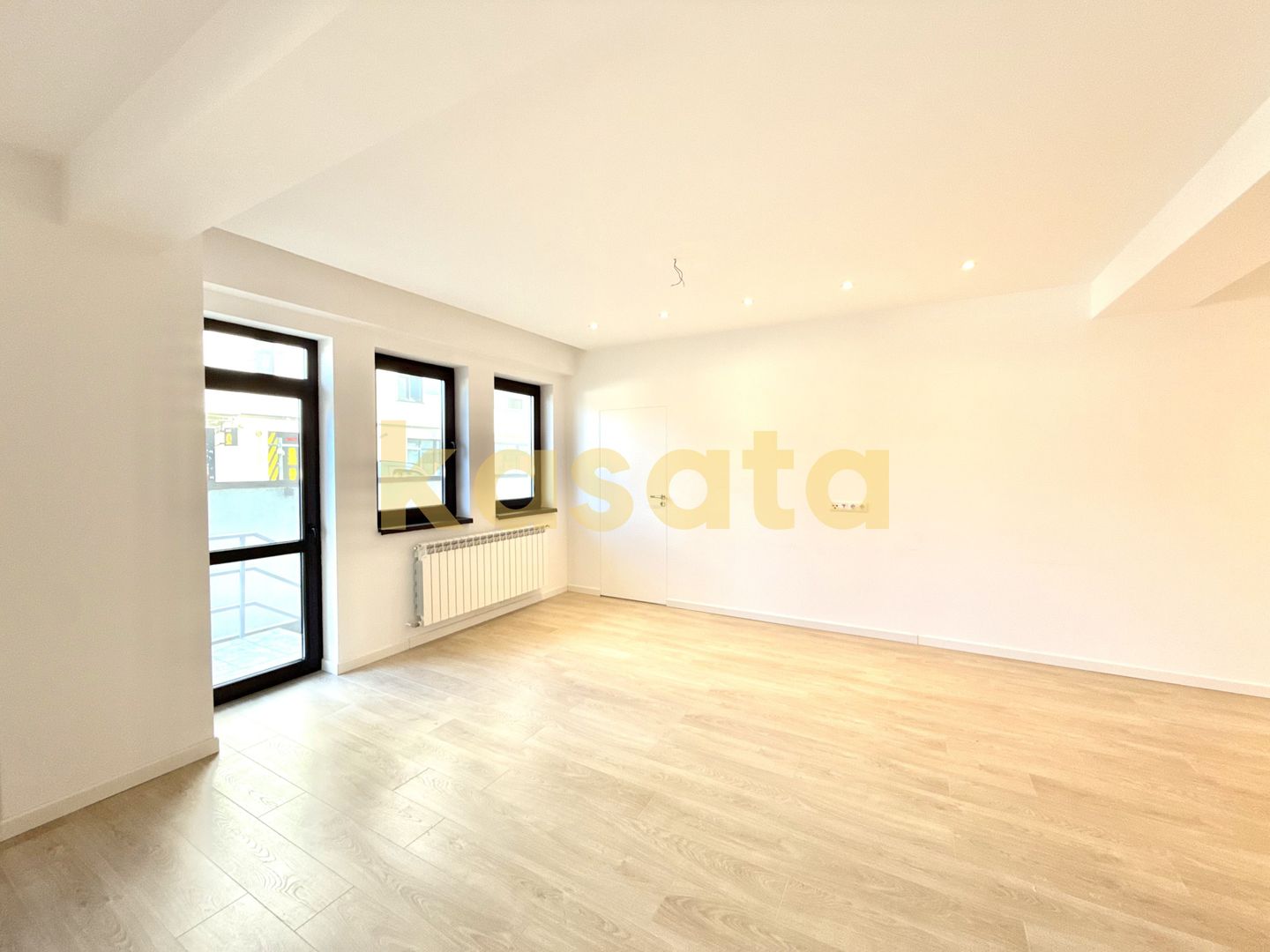 Apartament 105mp utili | curte 126mp și parcare inclusă | Sisesti - Poză 8