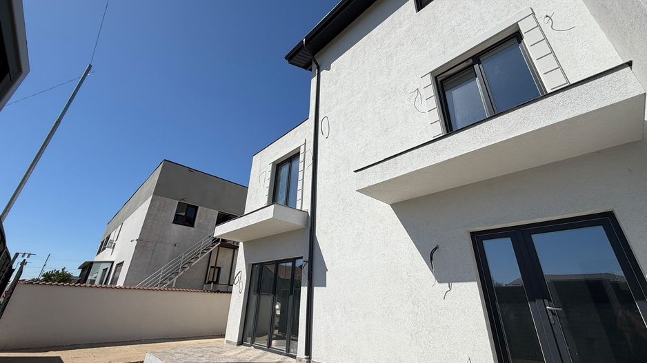 CASA DUPLEX, TOATE UTILITATILE, STRADA ASFALTATA, COMISION 0% - Poză 2