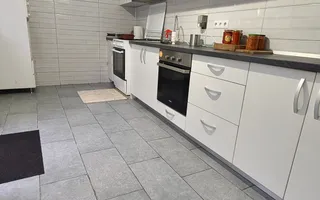 Casa 6 camere 244 mp+ Spatiu Comercial- teren 500 mp-Zona Han - Poză 11
