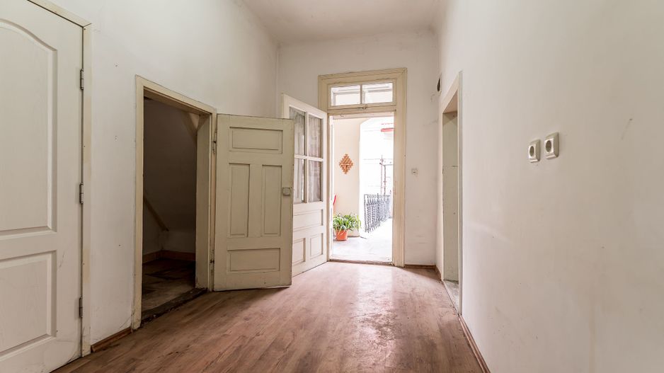 Apartament 2 camere Str. Lucian Blaga, clădire în renovare completa - Poză 5