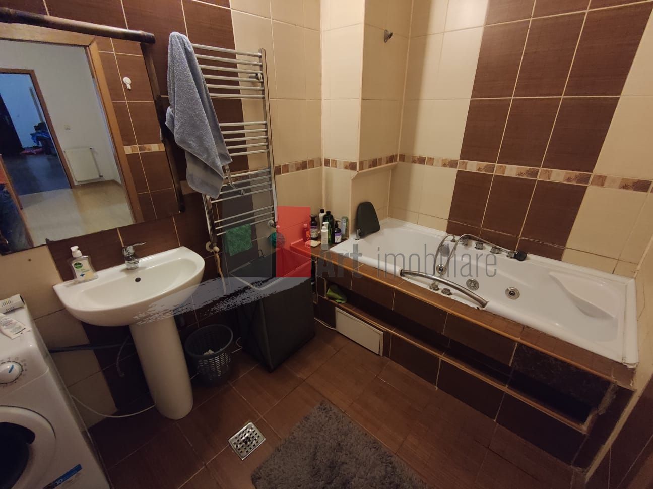 Apartament cu 3 camere de vanzare in zona Straulesti - Poză 7