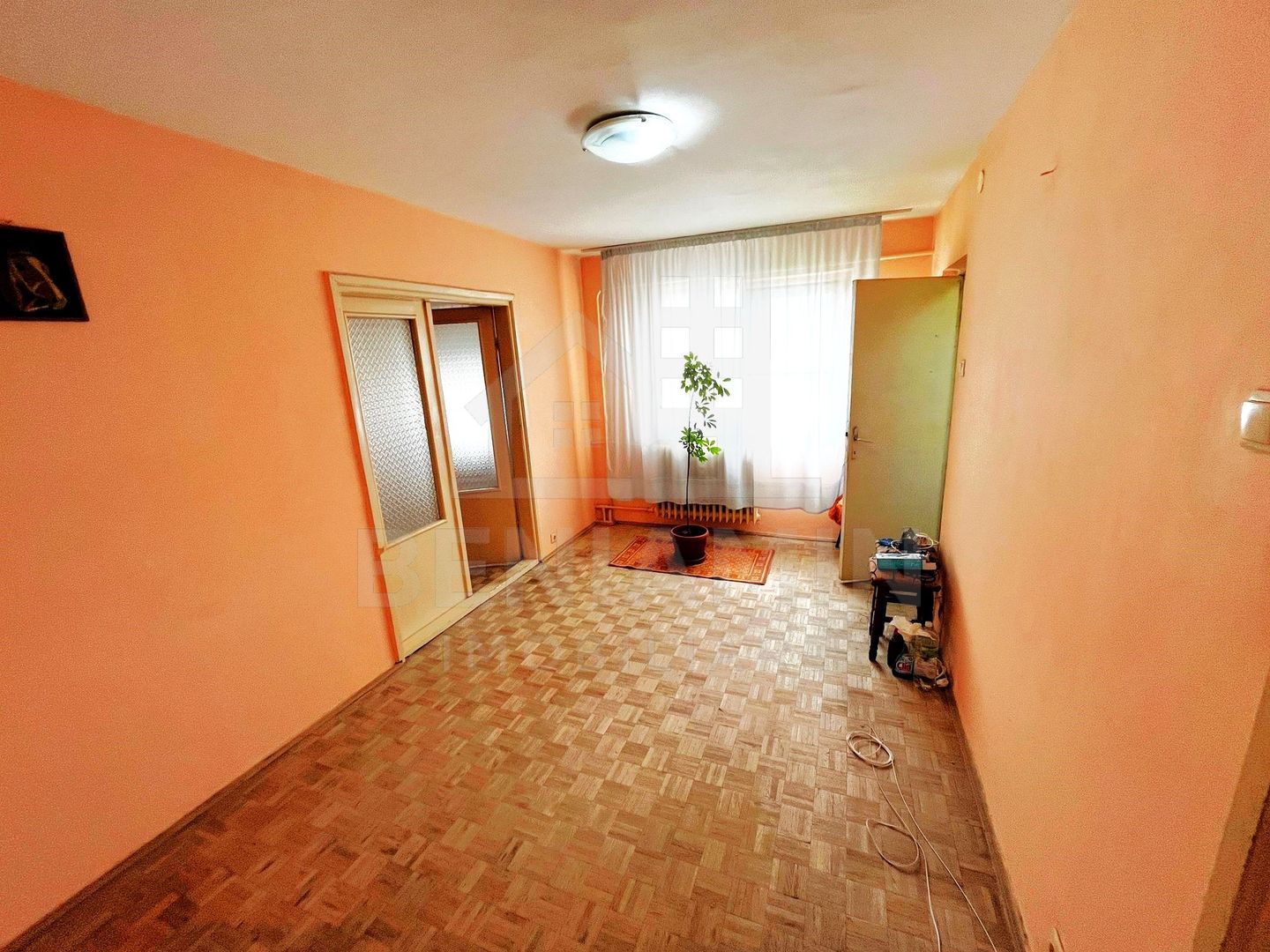 Apartament 2 Camere Disponibil Imediat Cartierul Eroilor - Poză 2