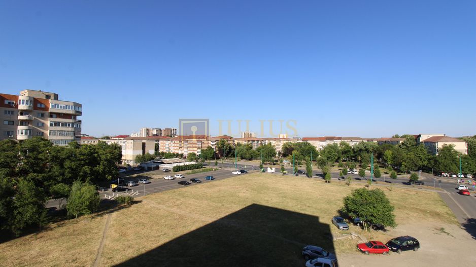 Uranus, 2 camere, centrala proprie, parcare - Poză 12